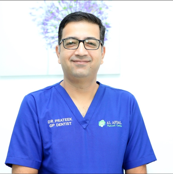 Dr Prateek Mathur, Dentist and Implantologist